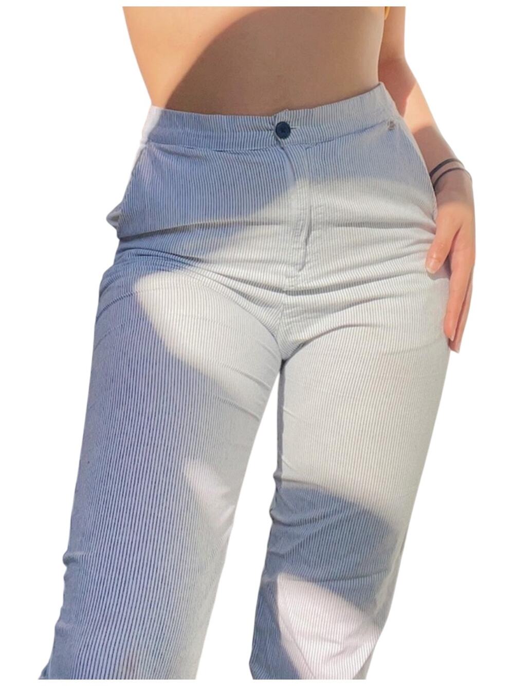Hollister Gray White costal pinStriped Trousers Ultra
High Rise Ankle Pants XS